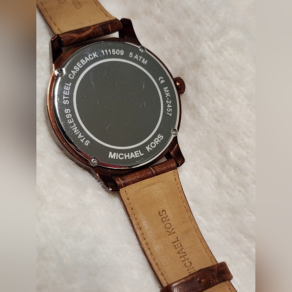 MICHAEL KORS Kinley Copper Dial Ladies Dress Watch - Picture 3 of 5